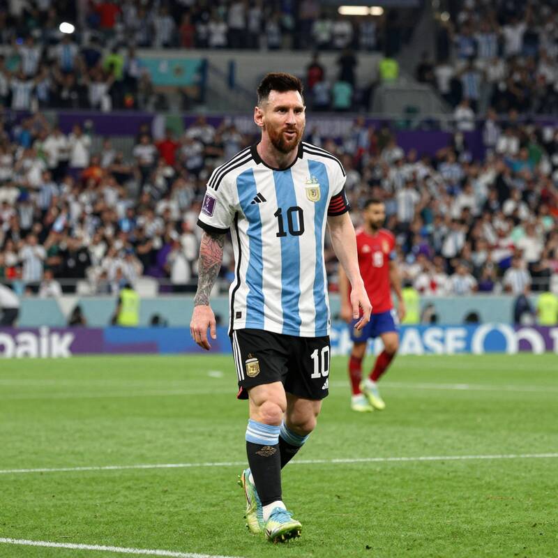 Tây Ban Nha soán ngôi Argentina: Messi lặng lẽ khép lại kỷ nguyên huy hoàng - 2500